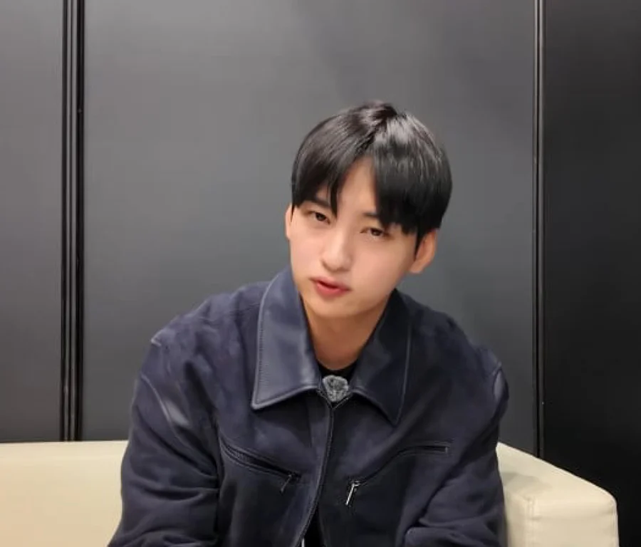 Terinspirasi Dari Kerjaya Abang, Adik Cha Eun-woo Bangunkan Program AI Untuk Lindungi Artis Daripada Komen Jahat