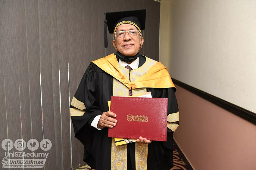 Inspirasi Luar Biasa! Datuk Dr. Victor Isaacs Raih PhD Undang-Undang Pada Usia 85 Tahun 7 Inspirasi Luar Biasa! Datuk Dr. Victor Isaacs Raih PhD Undang-Undang Pada Usia 85 Tahun