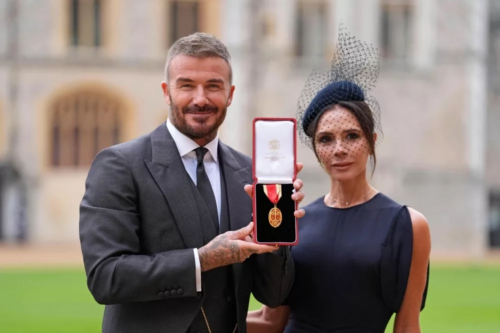 Sir David Beckham: Bekas Kapten England Terima Gelaran Kesatria Dari Raja Charles III