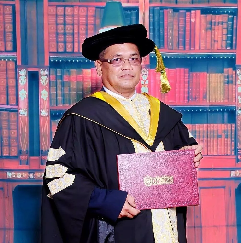 Sudah Miliki 2 Ijazah Kedoktoran, Kini Dr. Zamri Chik ‘Ketagih’ Sambung Pengajian PhD Buat Kali Ketiga!