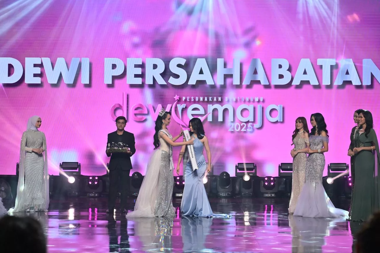 “Tak Sangka Kawan-Kawan Pilih Saya” Elisa Chew Syukur Dinobatkan Dewi Persahabatan Dewi Remaja 2025