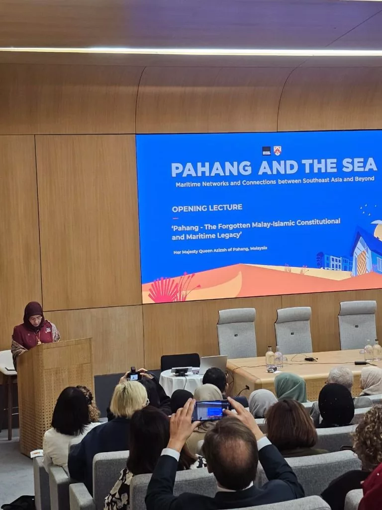 Syarahan Oxford: Detik Bersejarah Tengku Ampuan Pahang Angkat Warisan Melayu-Islam Ke Dunia