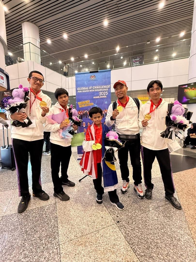 Muhammad Thaqif Bawa Pulang Dua Pingat Emas! Buktikan Pelajar OKU Mampu Harumkan Nama Di Pentas Antarabangsa