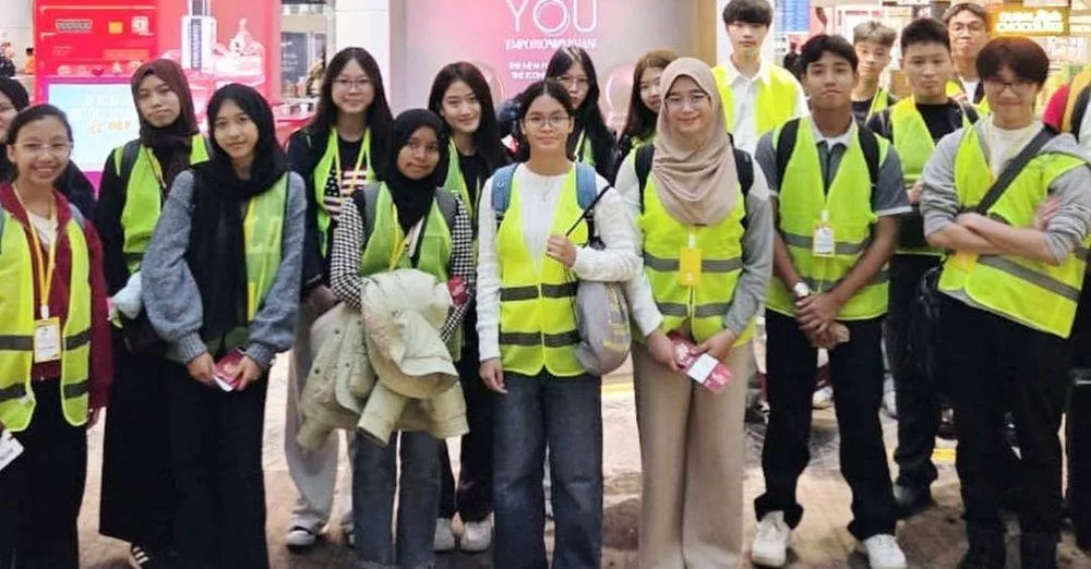 Sheikh Muszaphar Bangga Lepaskan Anak ke Universiti Oxford, Inspirasi Besar Remaja Malaysia 4 Sheikh Muszaphar Bangga Lepaskan Anak ke Universiti Oxford, Inspirasi Besar Remaja Malaysia