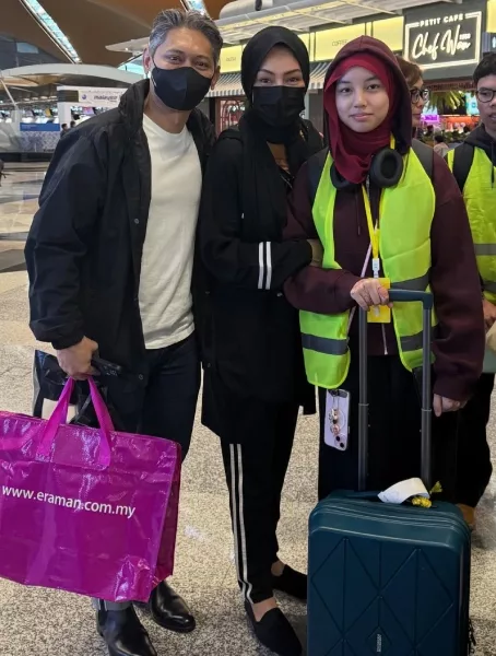 Anak Erra Fazira, Bunga Citra Lestari & Dr. Sheikh Muszaphar Cipta Jejak Sendiri Di Oxford!