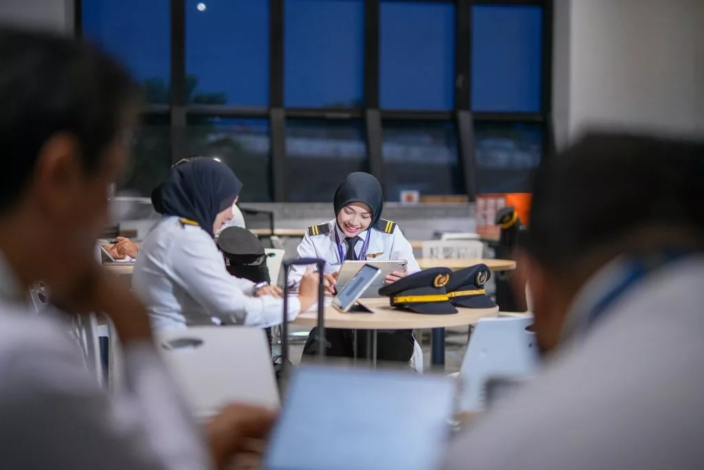 #GirlPower Break The Sky Ceiling! Penerbangan Malaysia Airlines Ini Dikendalikan 100% Oleh Pasukan Wanita
