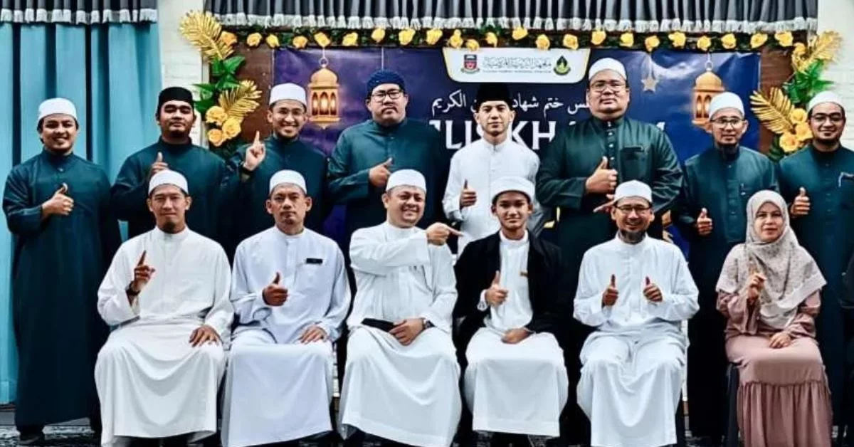 Syahadah Hafazan 30 Juzuk Dalam 18 Jam, Kisah Luar Biasa Pelajar Tahfiz