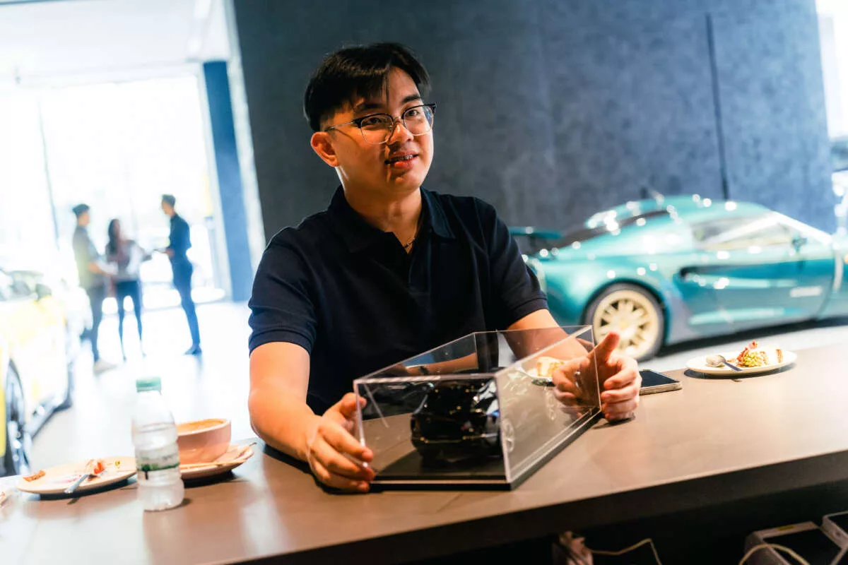 Adam Shamil Cipta Sejarah, Dinobat Pemilik Lotus Eletre Termuda Malaysia!