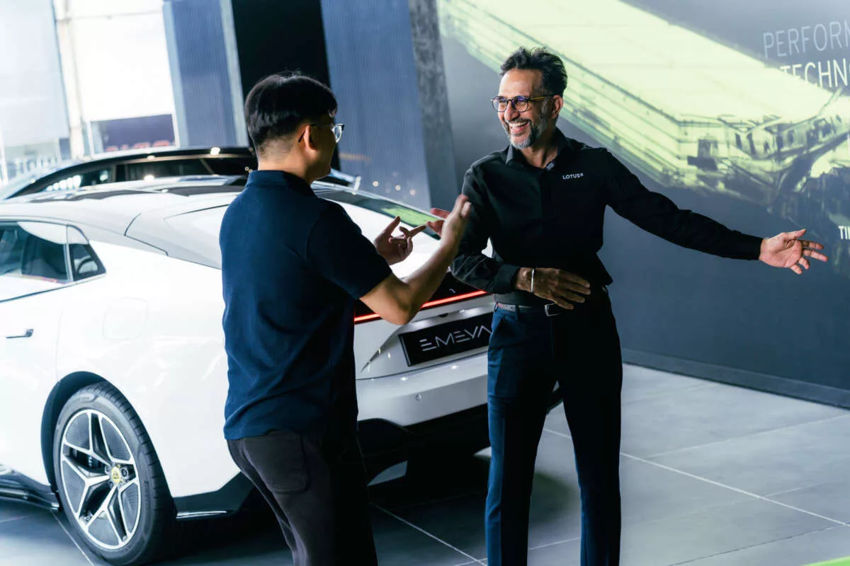 Adam Shamil Cipta Sejarah, Dinobat Pemilik Lotus Eletre Termuda Malaysia!