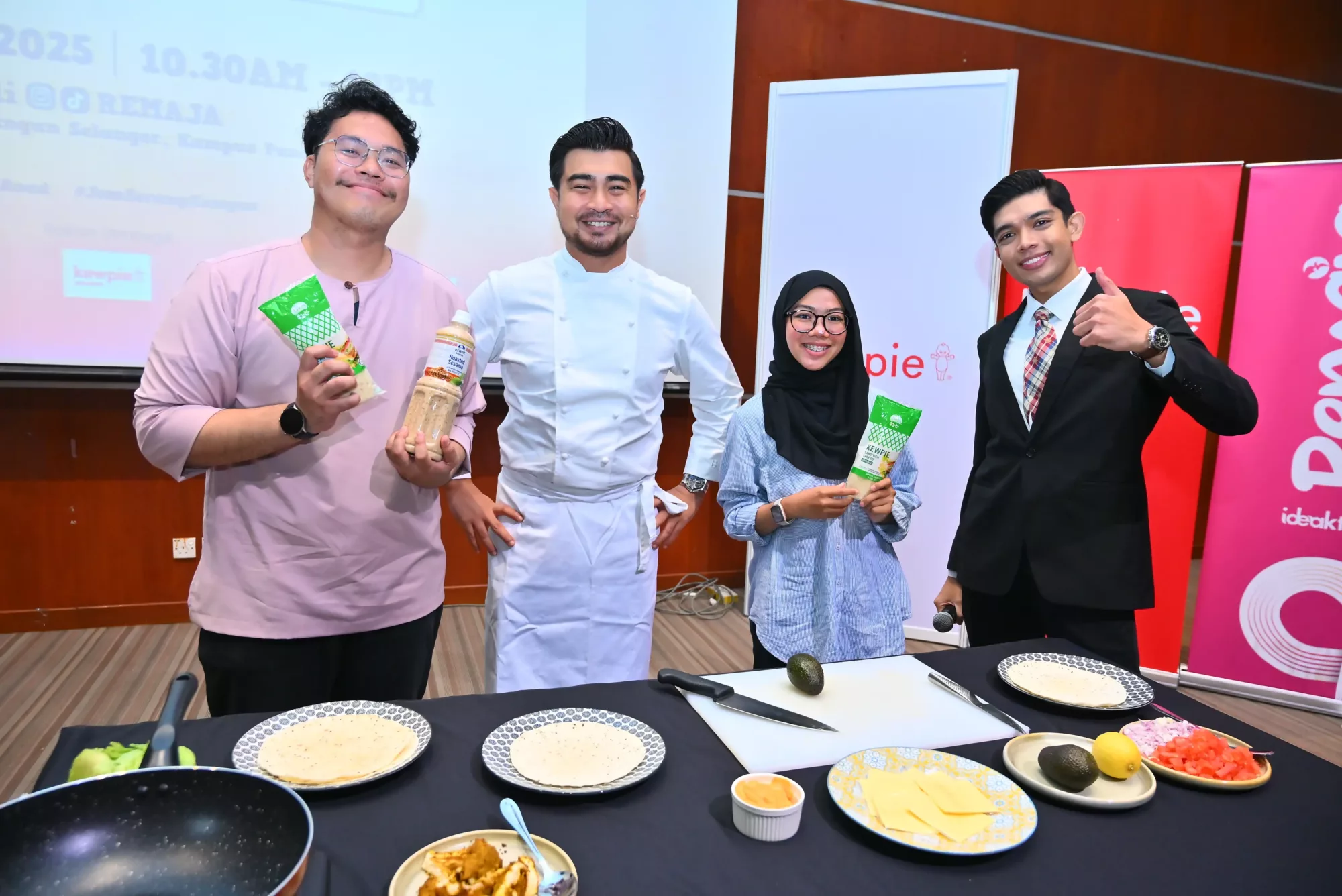 “Mereka Yang Dari Bidang Ini Perlu Ke Hadapan” Dapur Bukan Medan Toksik, Chef Fikree Bongkar Realiti Sebenar Dunia Kulinari 11 “Mereka Yang Dari Bidang Ini Perlu Ke Hadapan” Dapur Bukan Medan Toksik, Chef Fikree Bongkar Realiti Sebenar Dunia Kulinari