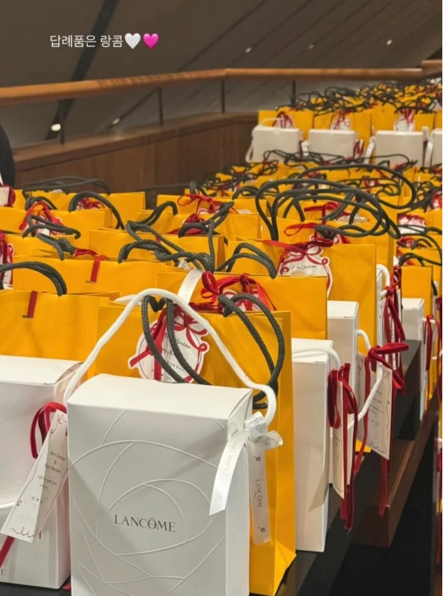 Majlis Perkahwinan Shin Min Ah & Kim Woo Bin Dianggar Cecah 1 Bilion Won, Turut Sumbang 300 Juta Won Kepada Badan Kebajikan