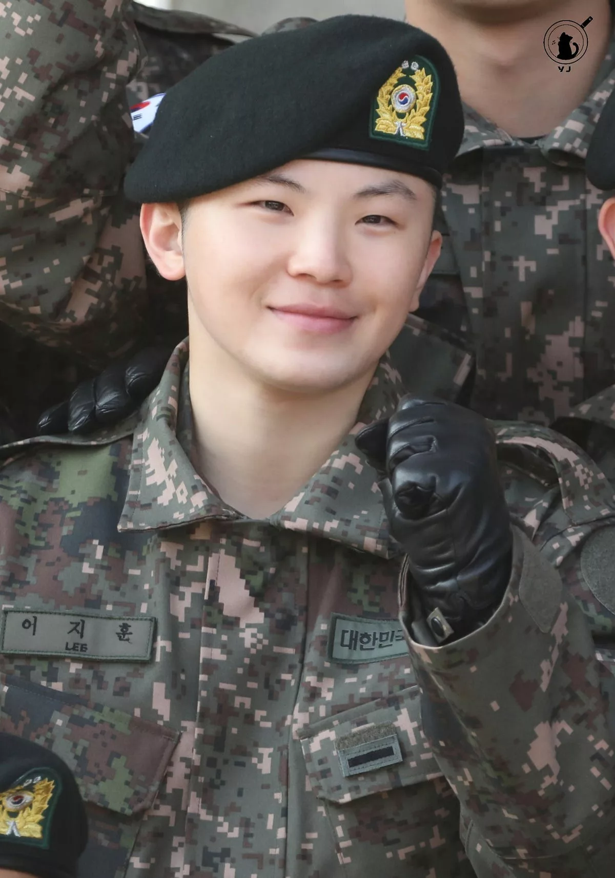 Woozi SEVENTEEN Diminta Cari Penyanyi Majlis Kahwin ‘Percuma’, Tindakan Pegawai Tentera Didakwa Berunsur Salah Guna Kuasa