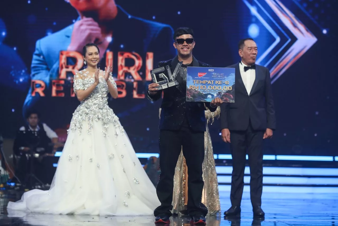 Iskandar Ismail Dinobatkan Juara Gegar Vaganza Musim Ke-12