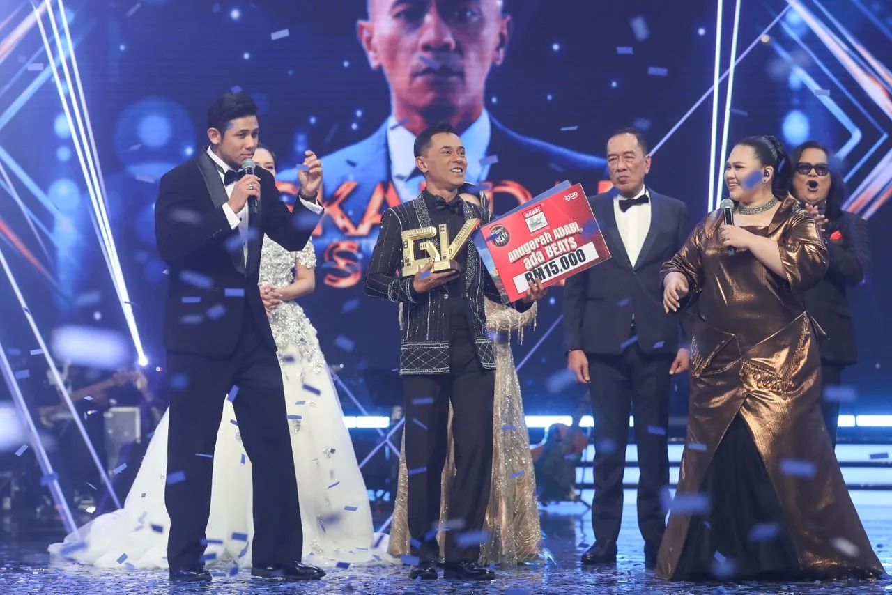 Iskandar Ismail Dinobatkan Juara Gegar Vaganza Musim Ke-12
