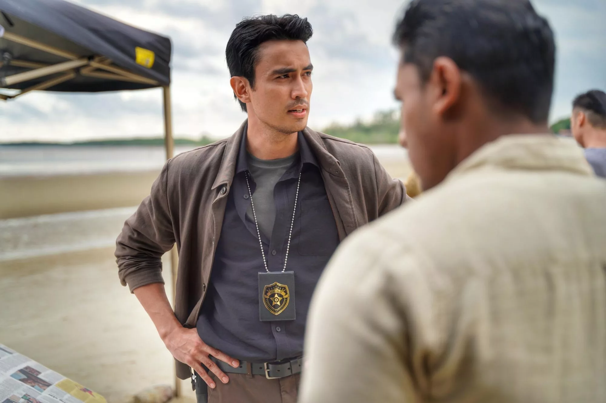 Astro Originals Bad Cop: Dua Sisi Berbeza Aiman Hakim ‘Terpapar’ Di Seluruh Negara! 16 Astro Originals Bad Cop: Dua Sisi Berbeza Aiman Hakim ‘Terpapar’ Di Seluruh Negara!