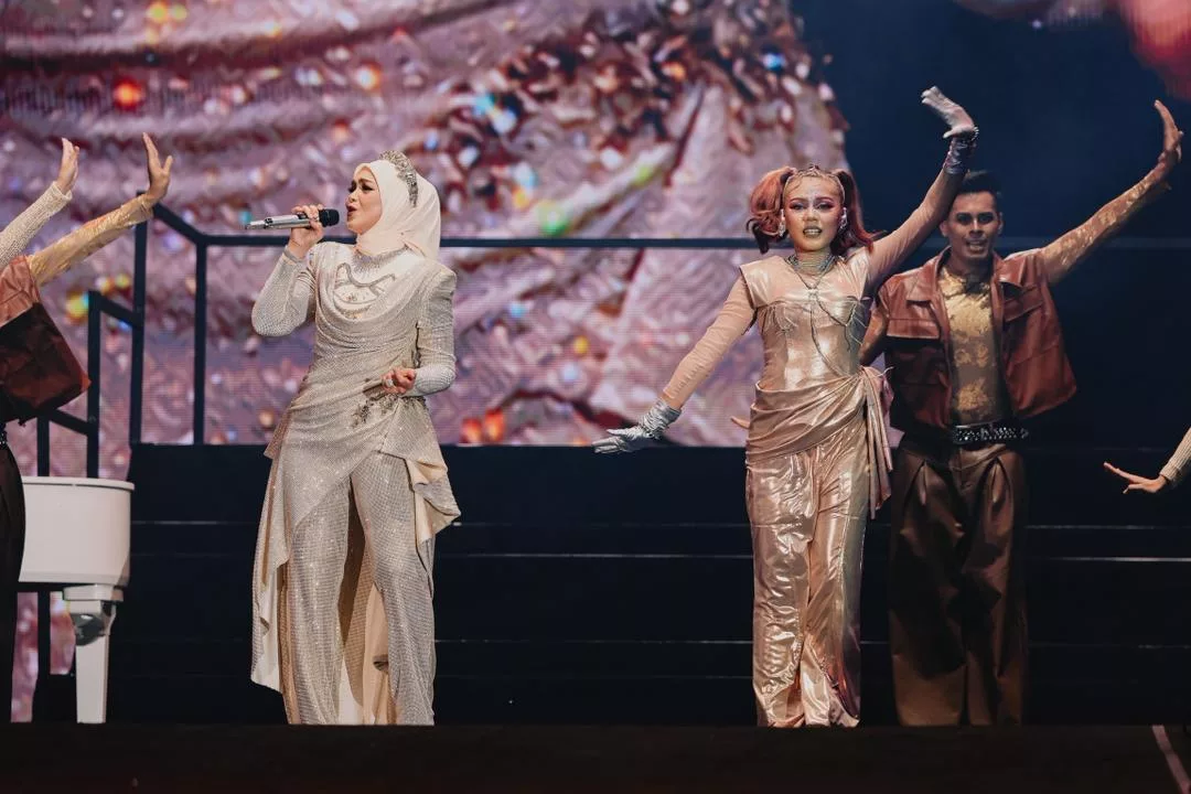 Oddah Jadi Legasi Baharu Siti Nurhaliza, Anak Sharifah Shahira Kini Bernaung Di Bawah SN Legacy