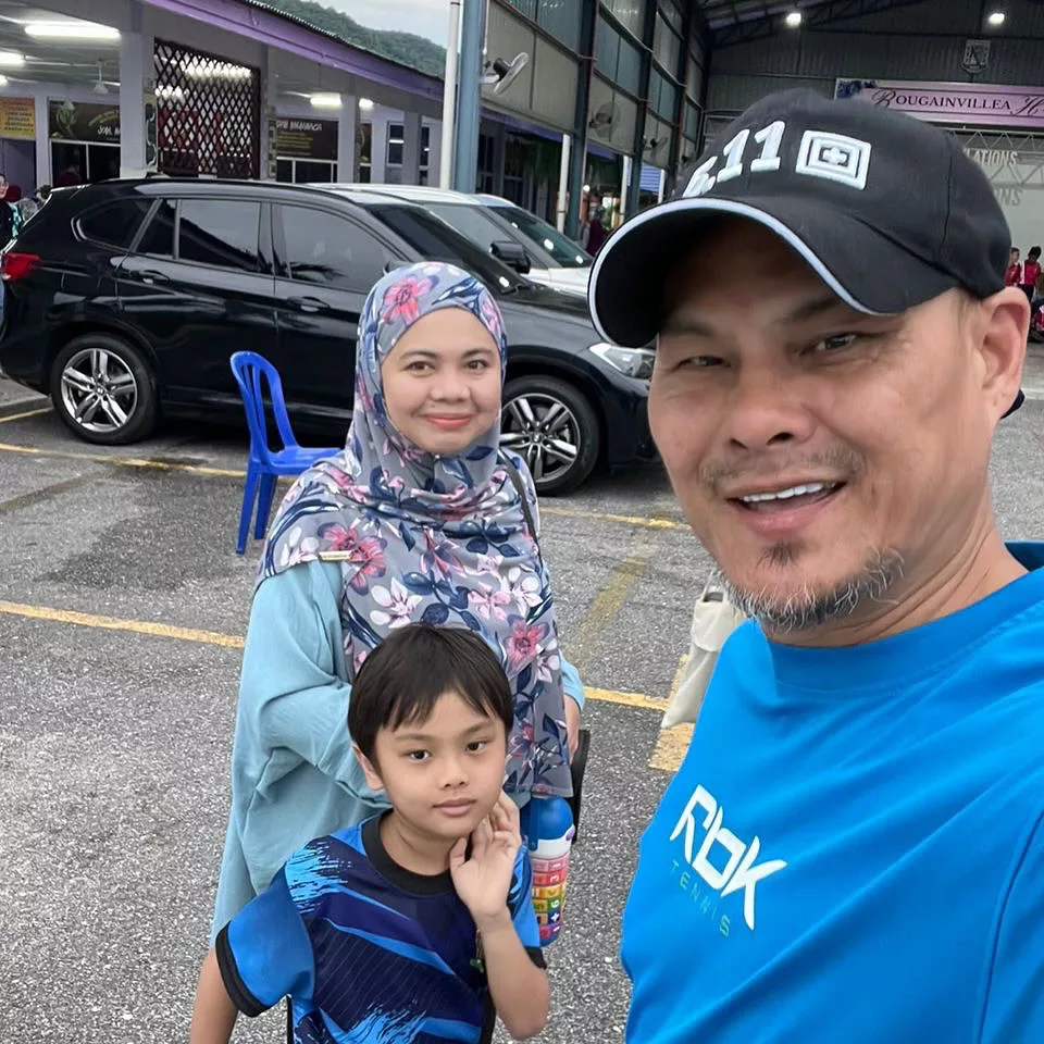 Adam Corrie Pilih Sekolah Kebangsaan Untuk Anak -“Bukan Tak Mahu Anak Belajar Mandarin, Tapi Kerana Anak Sendiri Tak Minat”