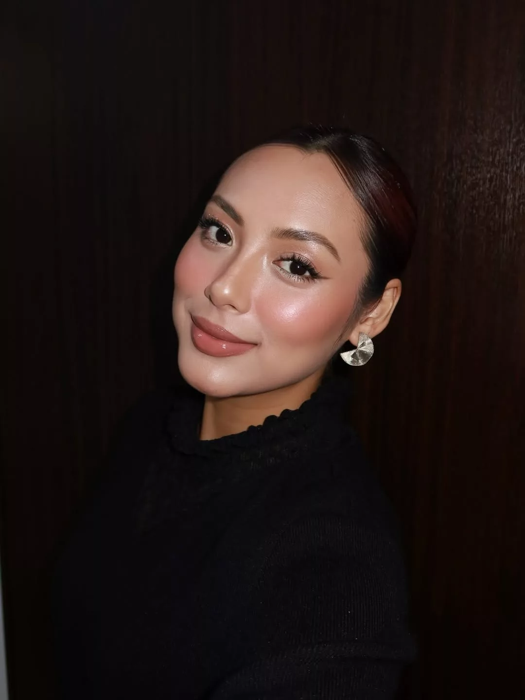 Ezzanie Jasny Kongsi Keadaan Terkini, Masih Alami Bengkak Di Wajah -“Alhamdulillah Kini Semakin Pulih”