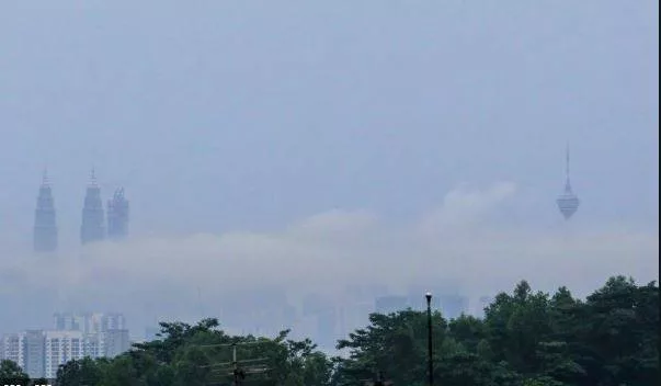 Cuaca Sejuk Luar Biasa, Beberapa Kawasan Di Malaysia Catat Suhu Serendah 18°C