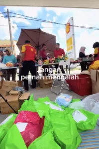 “Saya Redha Awak Pergi…” Luahan Wanita Ini Undang Sebak, Terpaksa Lepaskan Stesen Minyak Arwah Suami