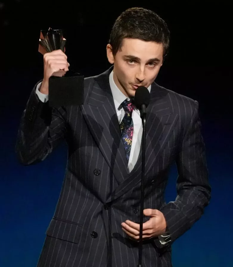 Timothée Chalamet Luah Rasa Cinta Di Critics Choice Award 2026, Tak Pura-Pura Bercinta Dengan Kylie Jenner Selama Ini!