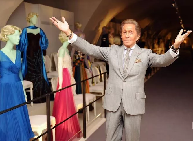 Valentino Garavani Meninggal Dunia, Legenda Adibusana Ikonik Pergi Buat Selamanya