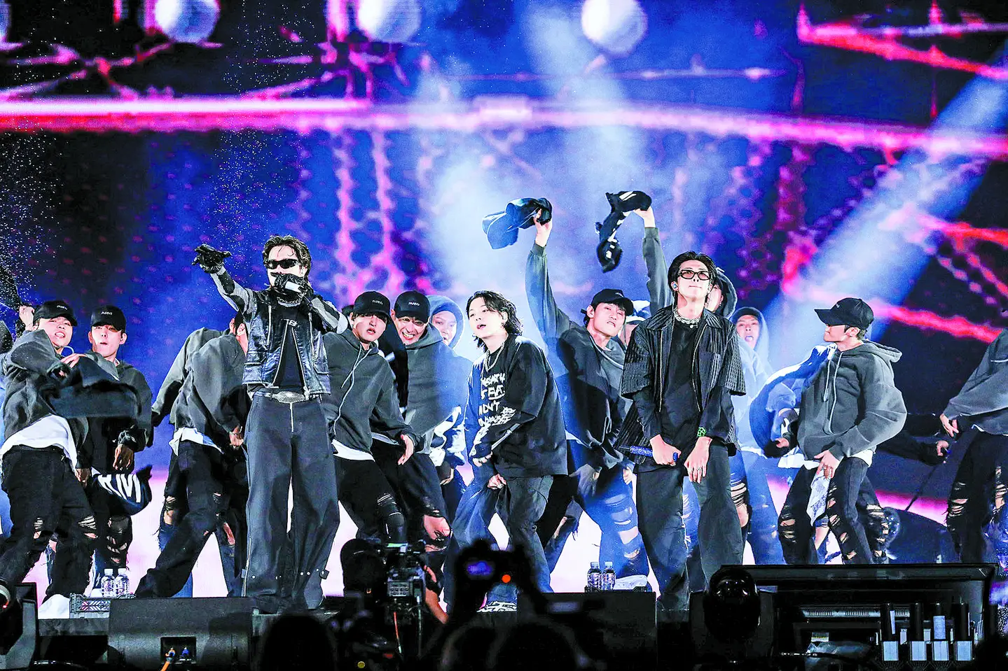 Tiket ‘Sold Out’ Dalam 37 Minit! Presiden Mexico Rayu BTS Tambah Tarikh Konsert Jelajah Dunia