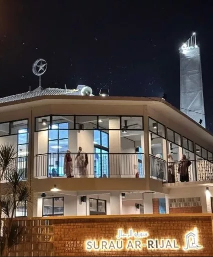Rizalman Ibrahim Rasmikan Surau Ar-Rijal yang Dibina Hasil Sumbangan Orang Ramai