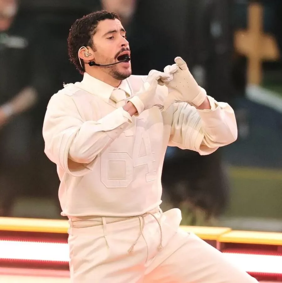 Sisi ‘Sweet’ Bad Bunny Terserlah Lepas Super Bowl, Rupanya Beri Hadiah Ini Kepada Pekerja ZARA