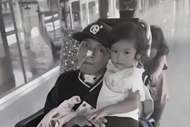 “Nanti Kakak Dah Besar, Kakak Dah Jadi Doktor, Kakak Nak Jaga Abah” 6 “Nanti Kakak Dah Besar, Kakak Dah Jadi Doktor, Kakak Nak Jaga Abah”