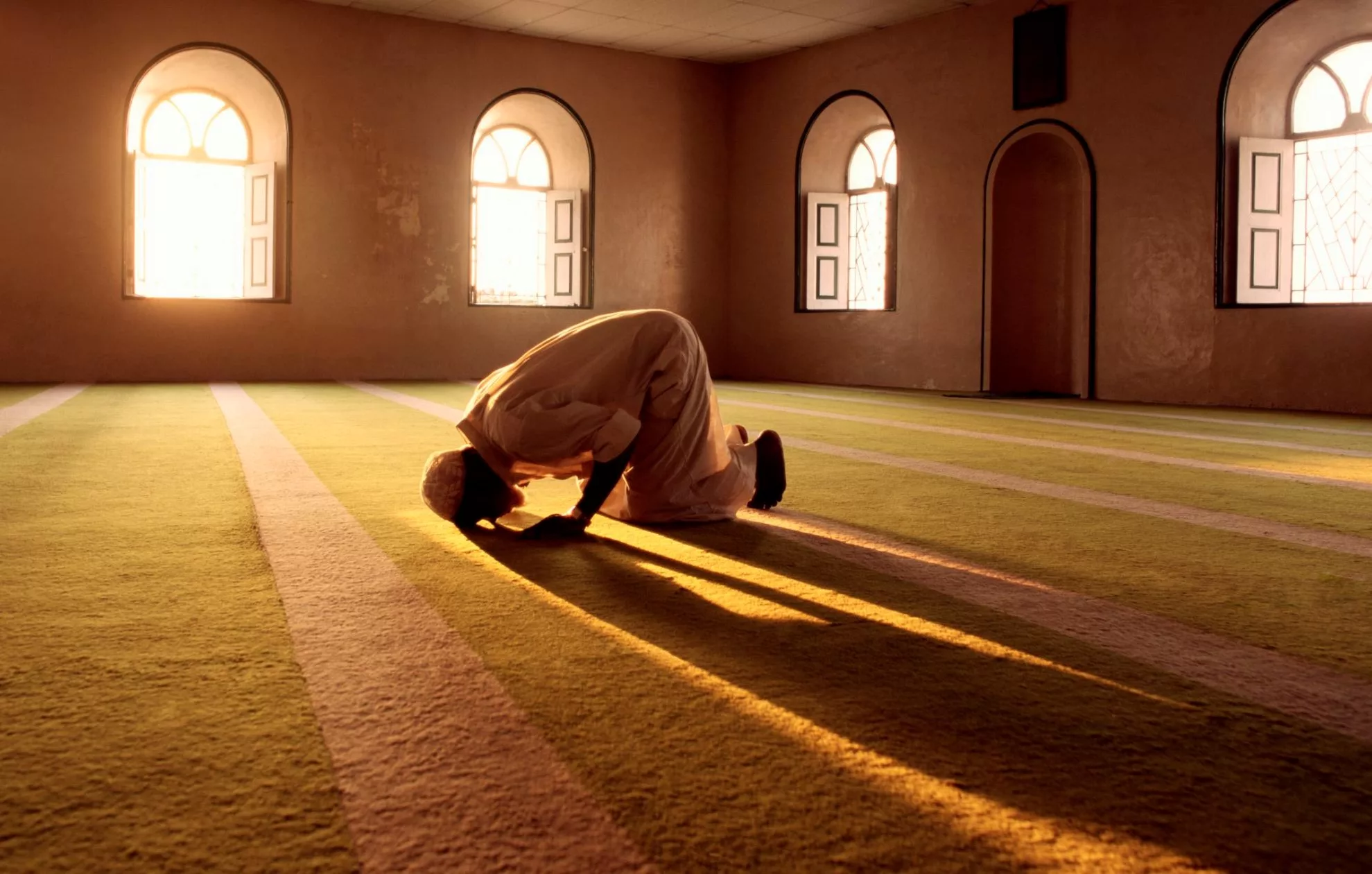 Solat & Berbuka Di Kawasan Tinggi, Perlu Tambah Minit? Ini Jawapannya..