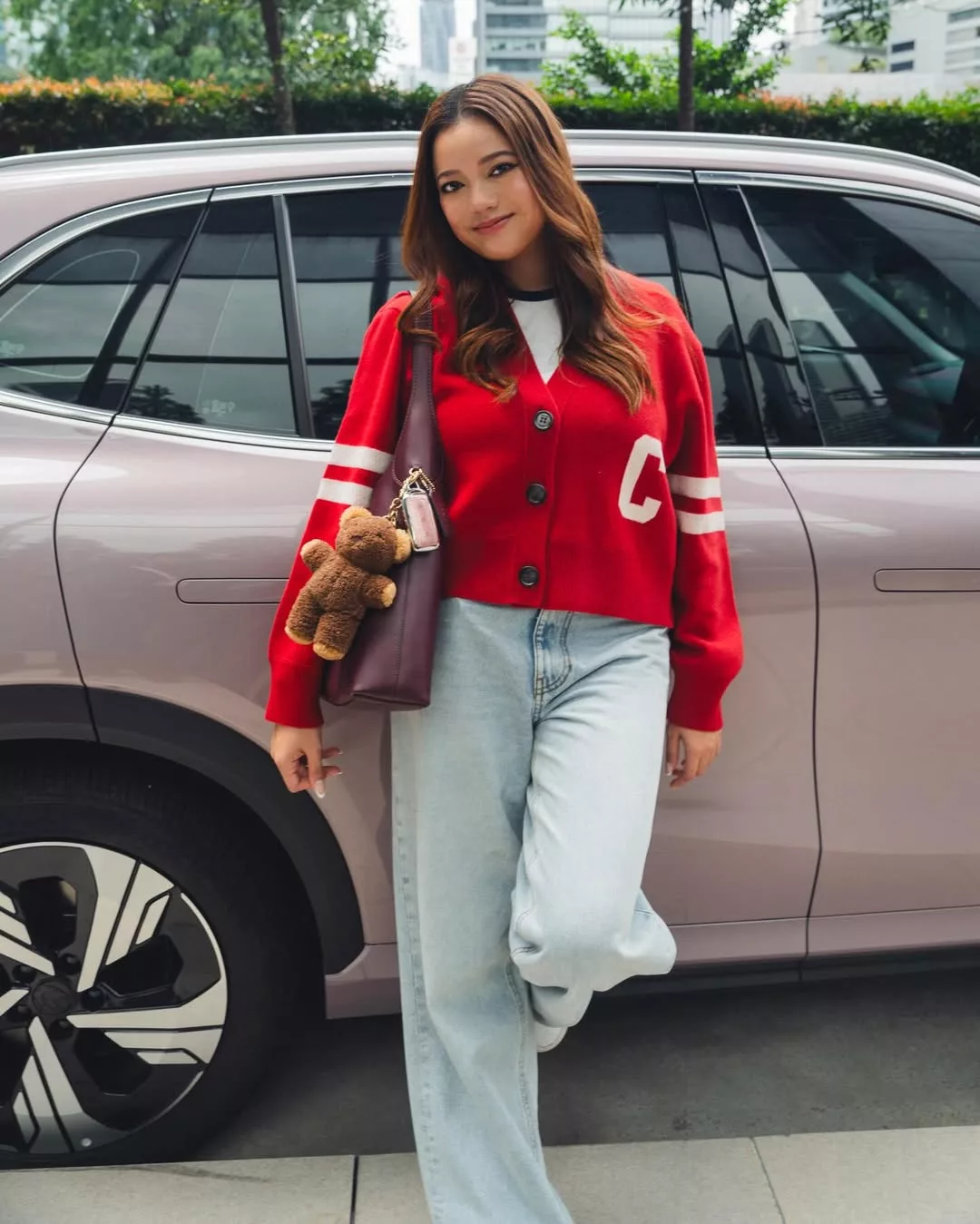 “Terima Kasih Leona!” -Tawar Gaji ‘Part Time’ RM180 Sehari, Netizen Puji Hargai Tenaga Pekerja 8 “Terima Kasih Leona!” -Tawar Gaji ‘Part Time’ RM180 Sehari, Netizen Puji Hargai Tenaga Pekerja