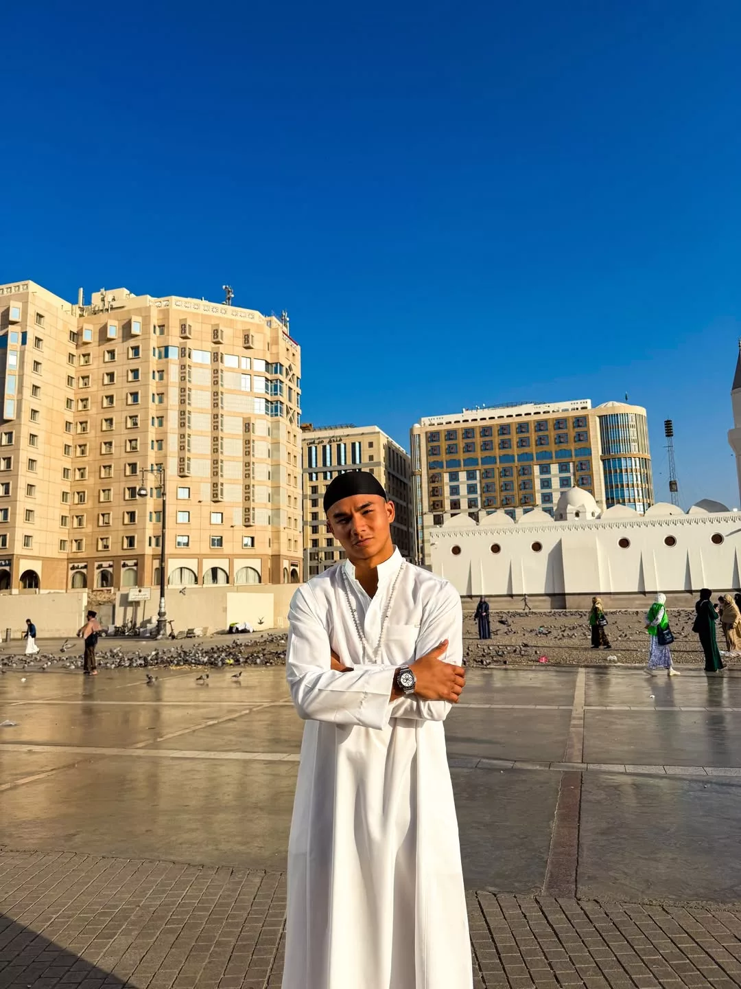 “Dekat Sini Lainlah ‘Feeling’ Dia,” Johan Ghazali Syukuri Peluang Umrah Pertama Bersama Keluarga