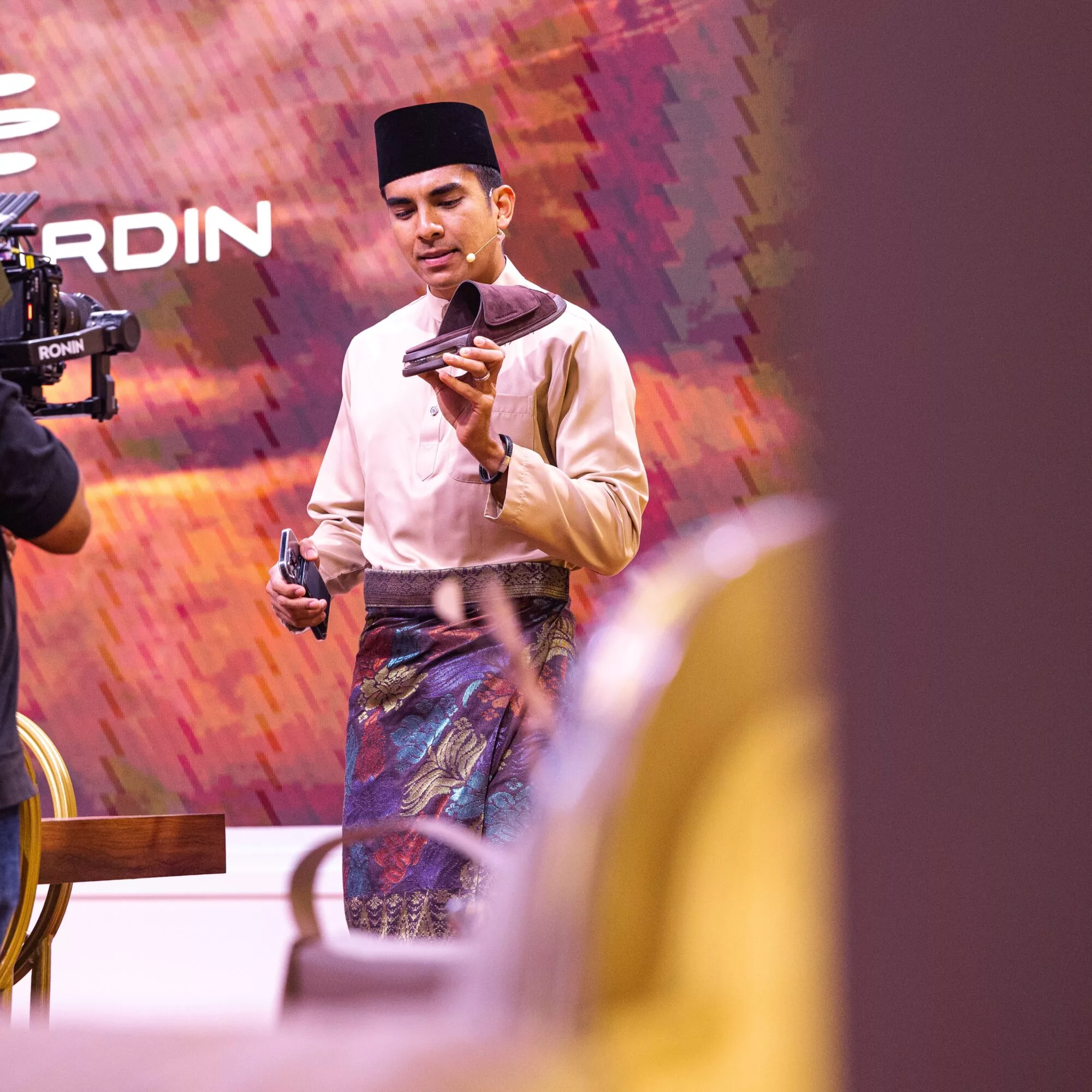 Syed Saddiq Sumbangkan Lebih RM4.5 Juta Hasil Kolaborasi Bersama Jenama Tempatan