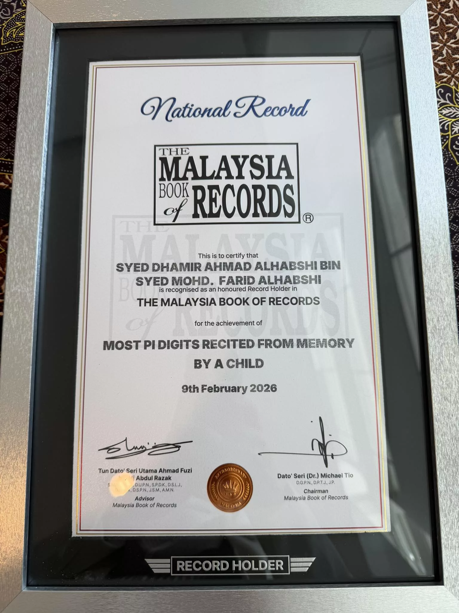 Hafal 200 Digit Pi Dalam Masa 2 Minit! Syed Dhamir Raih Malaysia Book of Records Pada Usia 7 Tahun