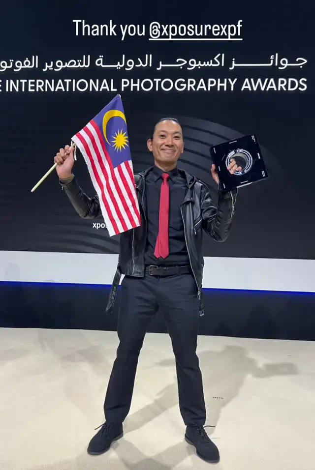 Jurugambar Malaysia, Yuji Haikal Cipta Sejarah Di UAE! Karya ‘Lost In Translation’ Raih Naib Juara XIPA