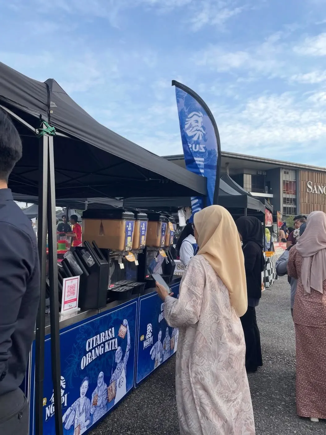 Zus Coffee & Mixue Curi Tumpuan Di Bazar Ramadan, Harga Lebih Rendah Cetus Bualan Netizen