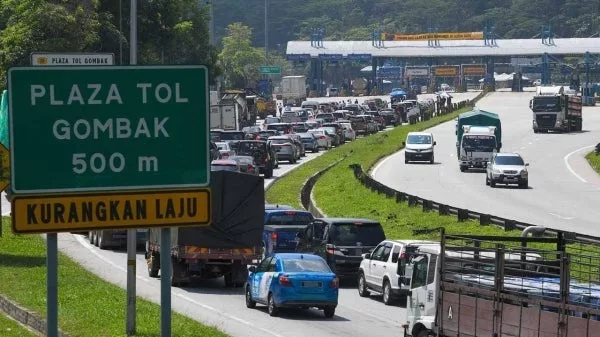Balik Kampung Tanpa R&R Sesak? Lelaki Ini Kongsi Tip Simple Tapi Berguna Untuk Pengguna Jalan Raya