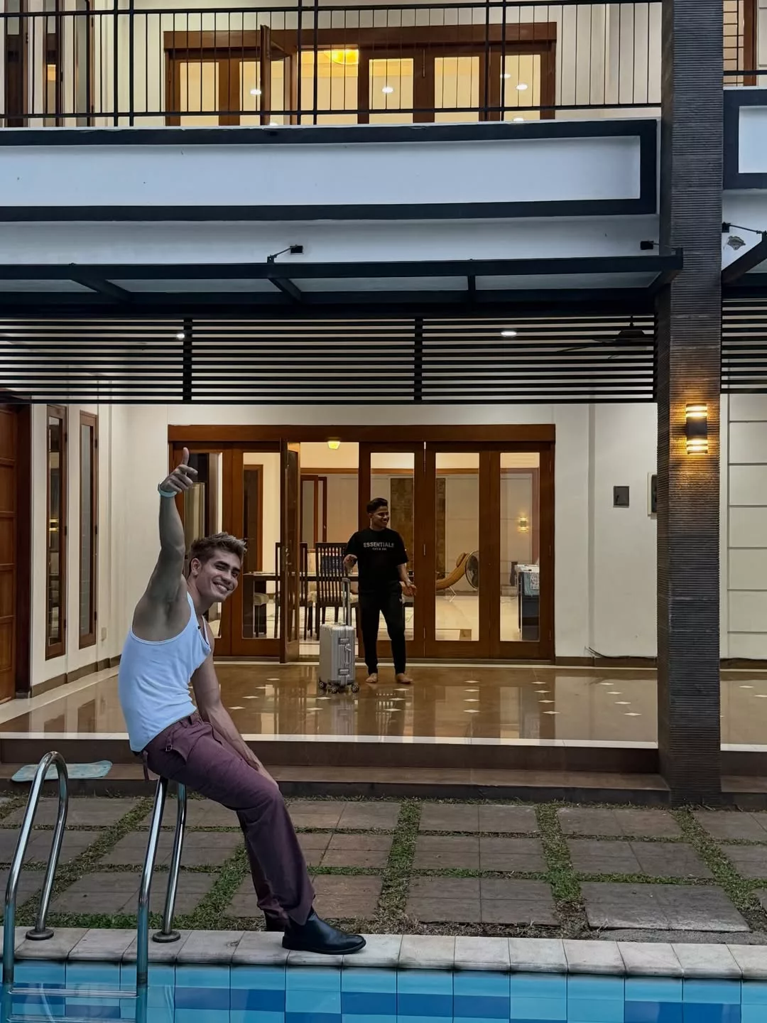 Aisar Khaled Beraya Di Rumah Mewah Dua Tingkat Baharu Di Jakarta Pada Usia 25 Tahun