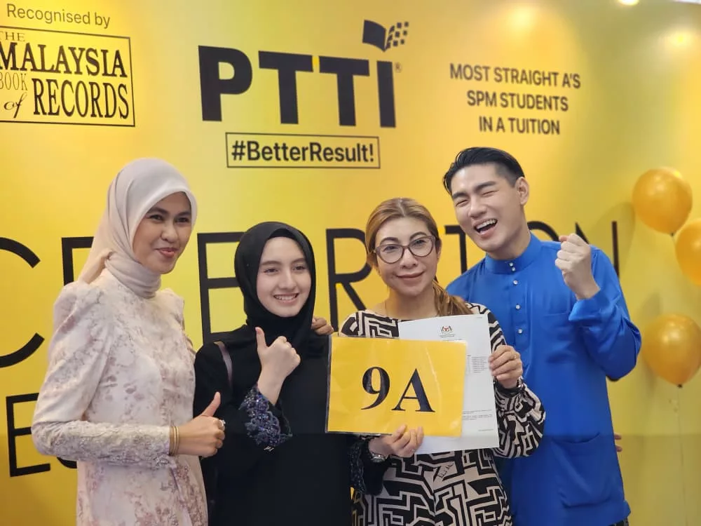 Alyssa Dezek Peroleh 9A Dalam SPM 2025! Penyanyi "Raya Gen Z" Buktikan Artis Mampu Imbangi Pelajaran & Kerjaya 6 Alyssa Dezek Peroleh 9A Dalam SPM 2025! Penyanyi “Raya Gen Z” Buktikan Artis Mampu Imbangi Pelajaran & Kerjaya