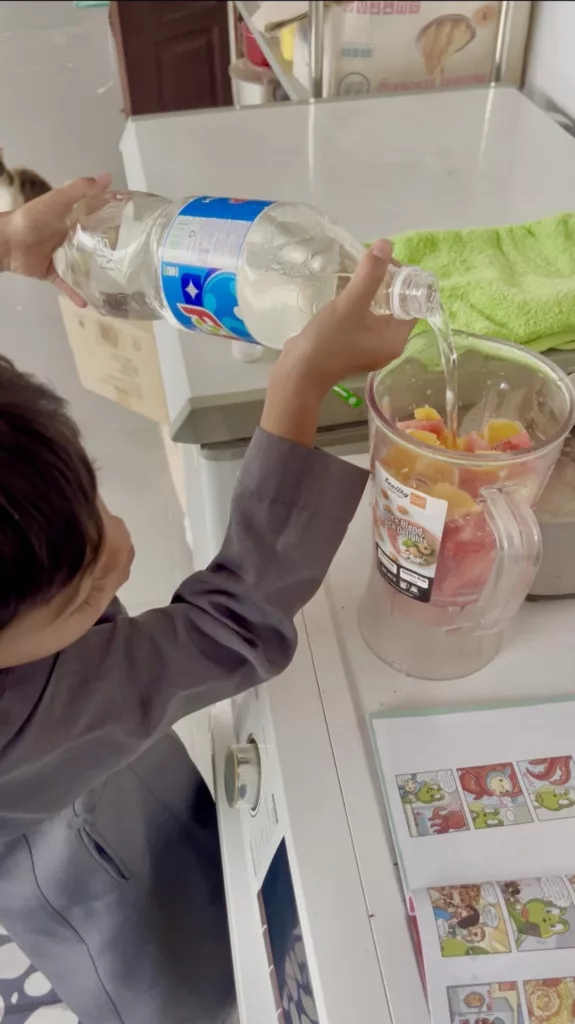 Ingatkan Nak Ikut Resipi Khairul Aming, Rupanya Anak Terpengaruh Komik Lawak Kampus