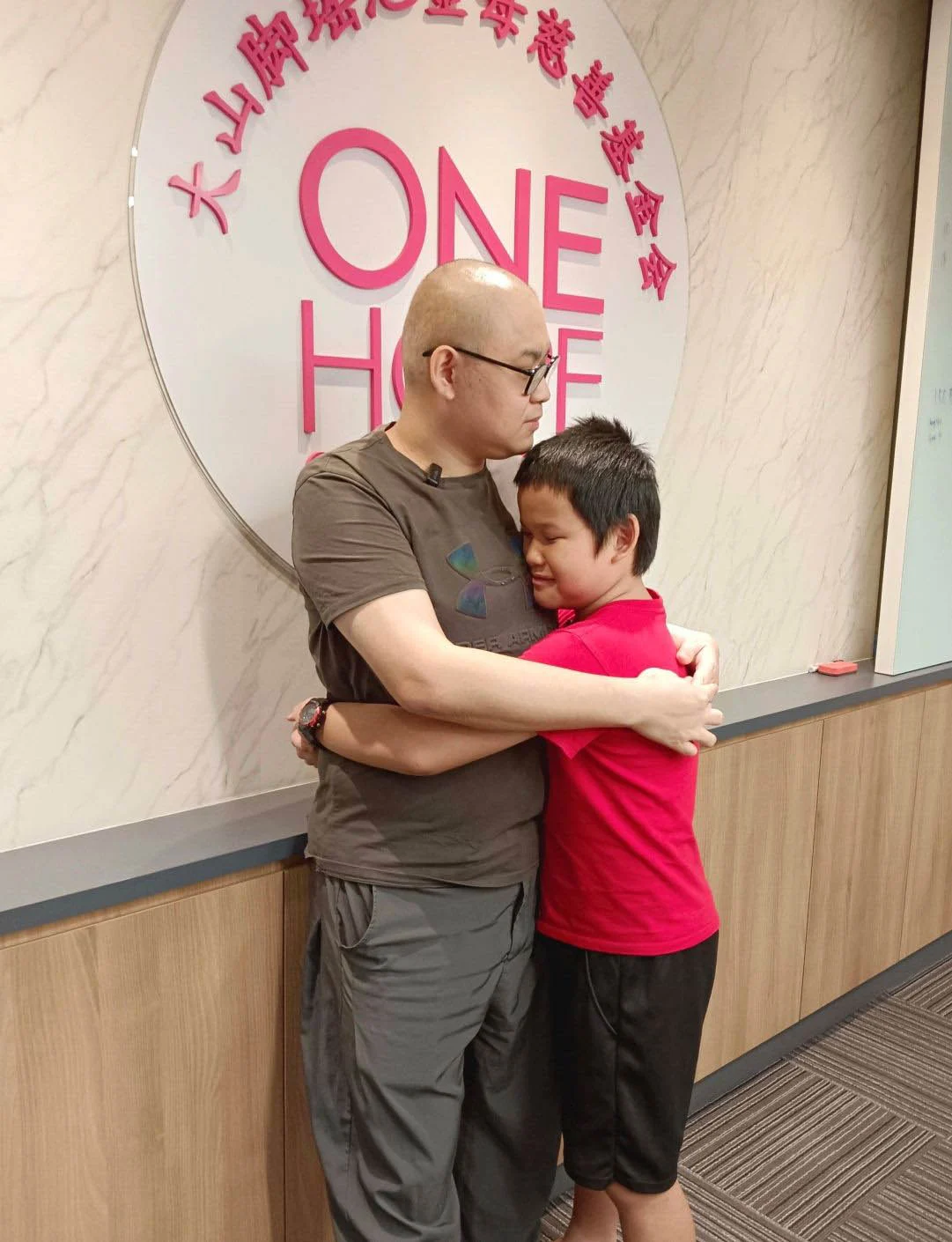 Kanak-kanak 10 Tahun Ini Derma Sel Stem Demi Selamatkan Bapa Hidap Leukemia, Namun Meninggal Dunia Akibat Komplikasi