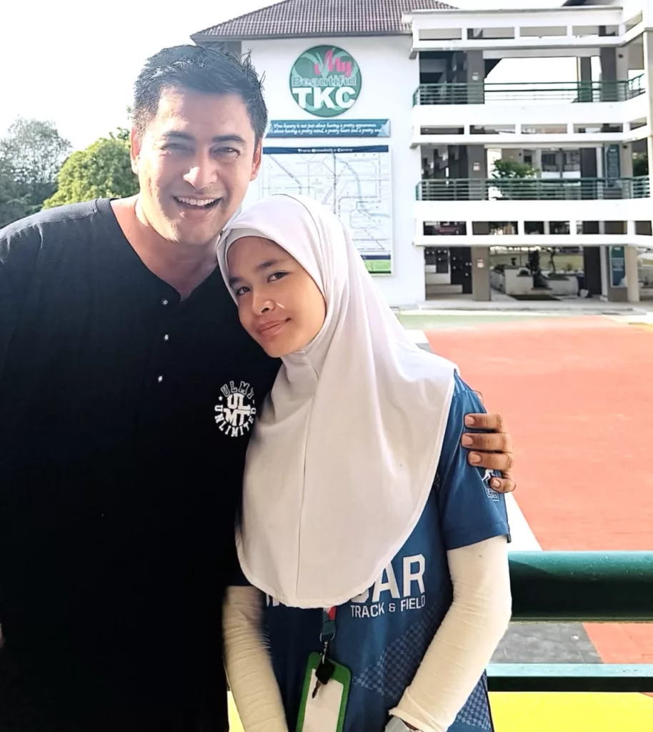 “Daddy Terus Datang” – Dr Sheikh Muszaphar Kongsi Detik Anak Rindu Di Asrama, Ramai Tersentuh