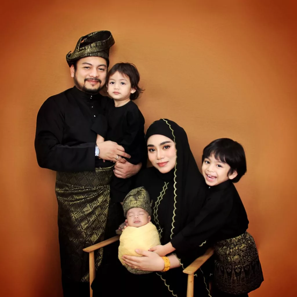 Genap Sebulan, Uyaina Arshad Dedah Nama Anak Ketiga, Pilih ‘Raja Uzayn’ Penuh Makna & Inspirasi