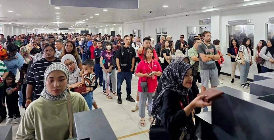 Thailand Alami Krisis Bahan Api, Rakyat Malaysia Disaran Tunda Percutian Buat Sementara Waktu