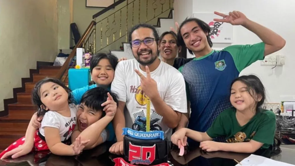 “Kalau Mak Panggil Tak Menyahut, Memang Kena Dengan Saya” – Johan Tegas Dalam Membesarkan Anak