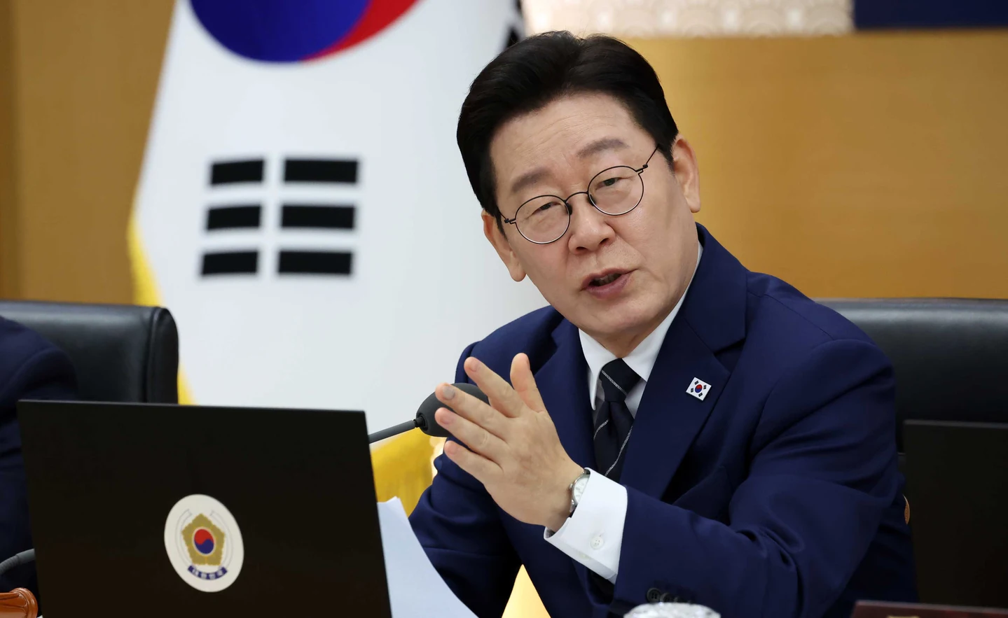 Presiden Korea Selatan Lee Jae-myung Puji Konsert ‘Comeback’ BTS, Akui Beri Impak Besar Dalam Promosi Negara