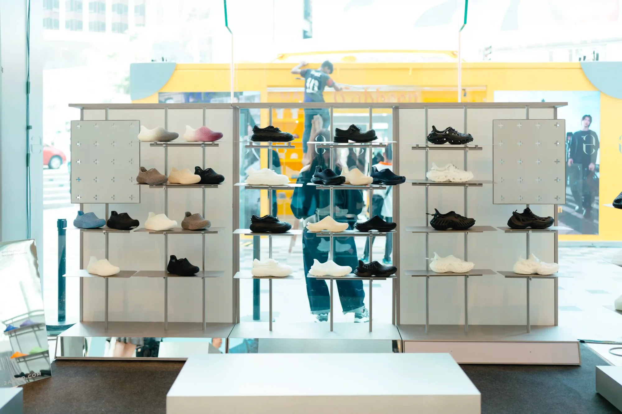 CABBEEN X 2AM Dominasi Gaya Urban, Tampilkan Koleksi Sneaker 3D Yang Lebih Futuristik