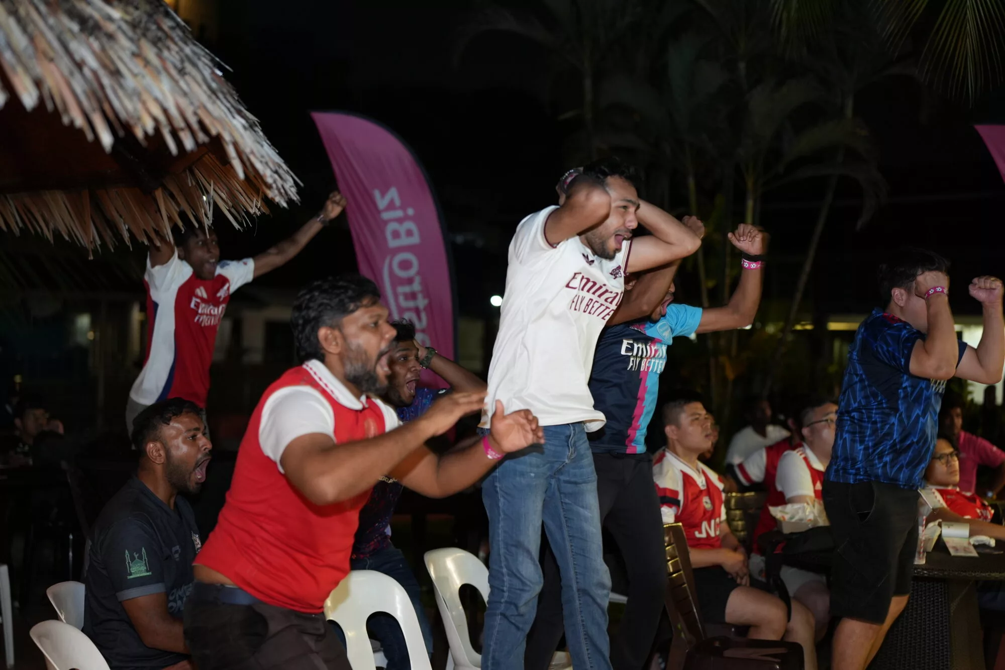 Astro BizOne Watch Party Hidupkan Semula Musim Premier League Di UNITEN