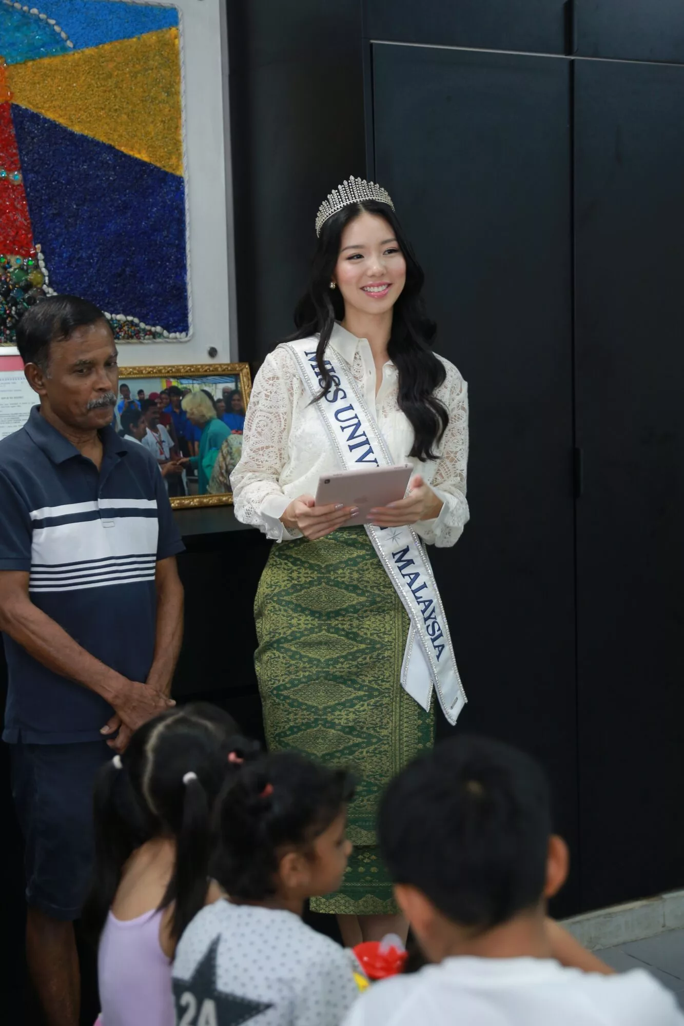 Lebih Daripada Sekadar Mahkota! Miss Universe Malaysia 2025, Chloe Lim Kumpul Dana Lebih RM50,000 Untuk Kanak-Kanak Memerlukan